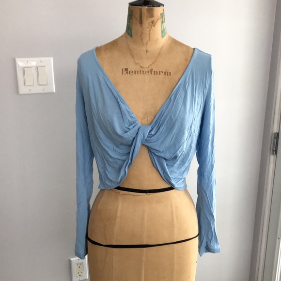 Titika long sleeve crop top - Picture 4 of 7